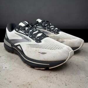 Brooks Adrenaline GTS 23 Men Size 13 White Black Running Shoes 1103911D065